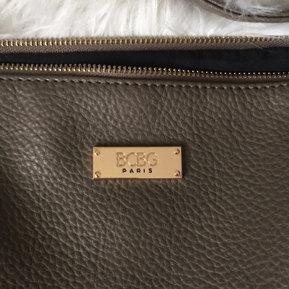 BCBG Crossbody Bag - Picture 3 of 8
